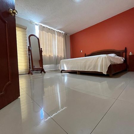 Villa Beautiful Private House In The Downtown With 3 Floors Tepatitlan Exterior foto